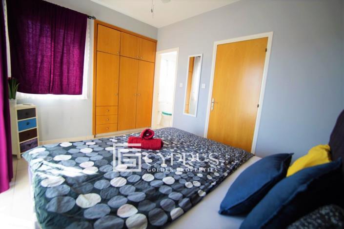 Image No.14-2 Bed Semi-Detached for sale