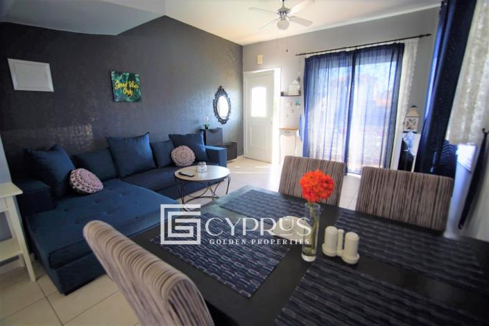 Image No.25-2 Bed Semi-Detached for sale