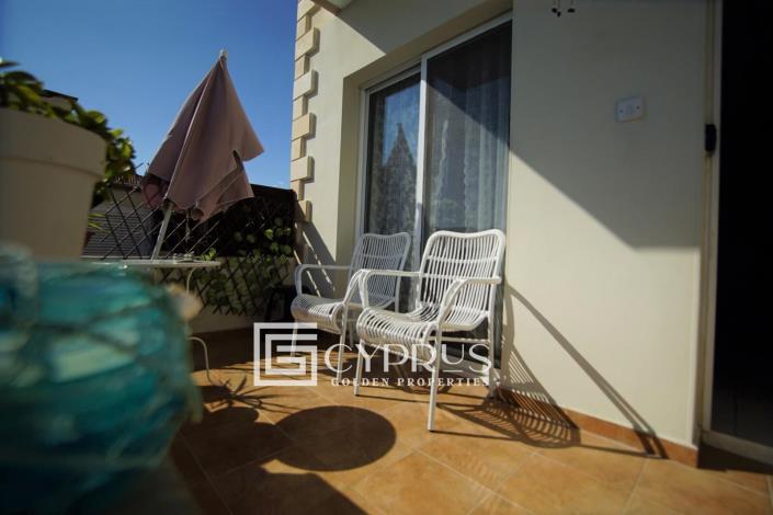 Image No.29-2 Bed Semi-Detached for sale