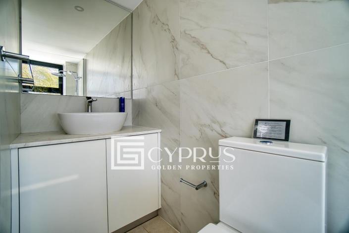 Image No.14-4 Bed Villa / Detached for sale