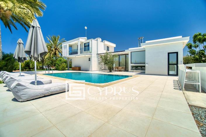 Image No.19-4 Bed Villa / Detached for sale