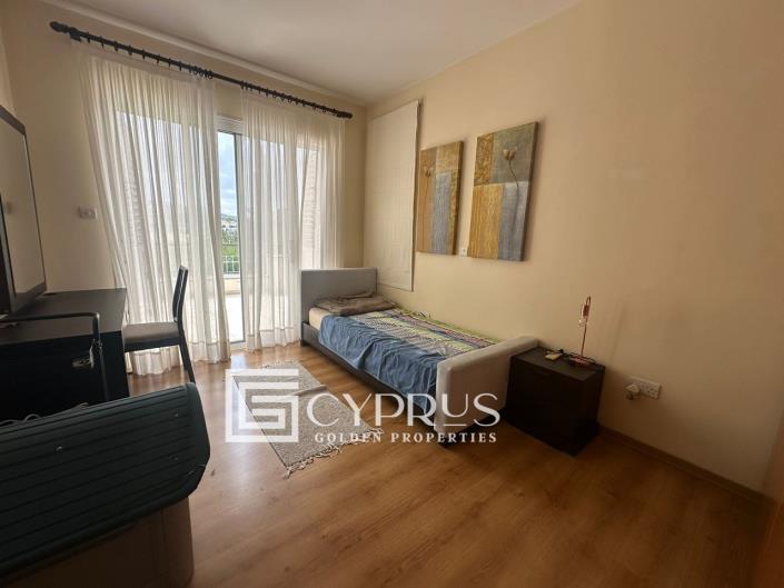 Image No.9-3 Bed Villa / Detached for sale