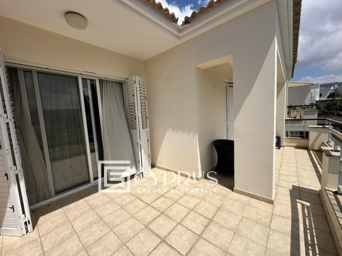 Image No.10-3 Bed Villa / Detached for sale