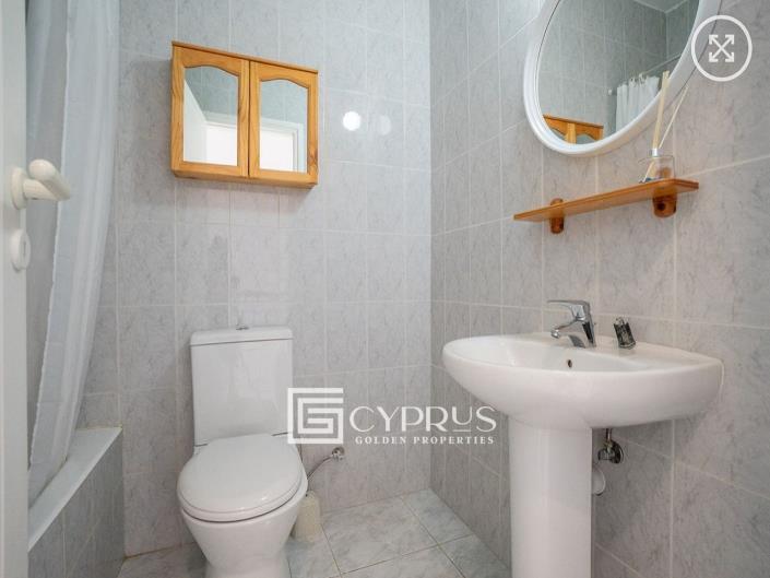 Image No.4-2 Bed Townhouse for sale