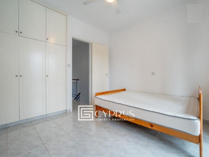 Image No.6-2 Bed Townhouse for sale