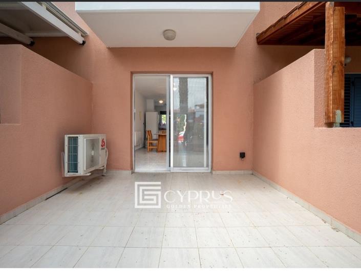 Image No.9-2 Bed Townhouse for sale