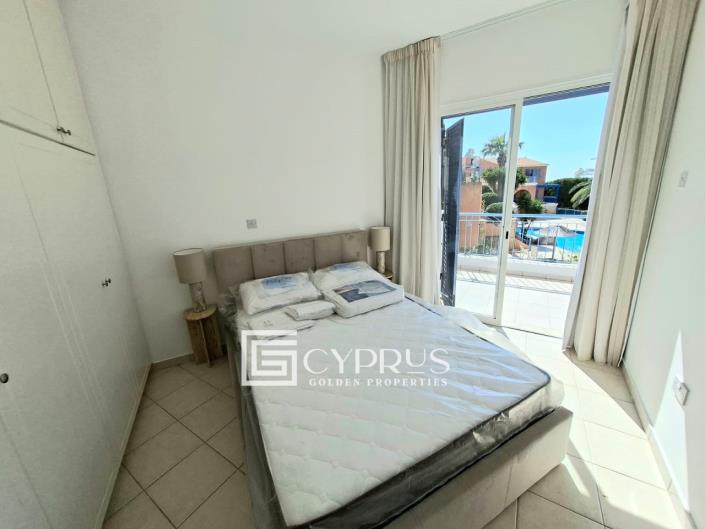 Image No.12-2 Bed Townhouse for sale