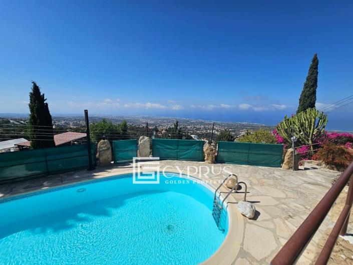 Image No.2-3 Bed Villa / Detached for sale