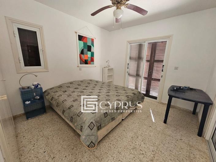 Image No.11-3 Bed Villa / Detached for sale