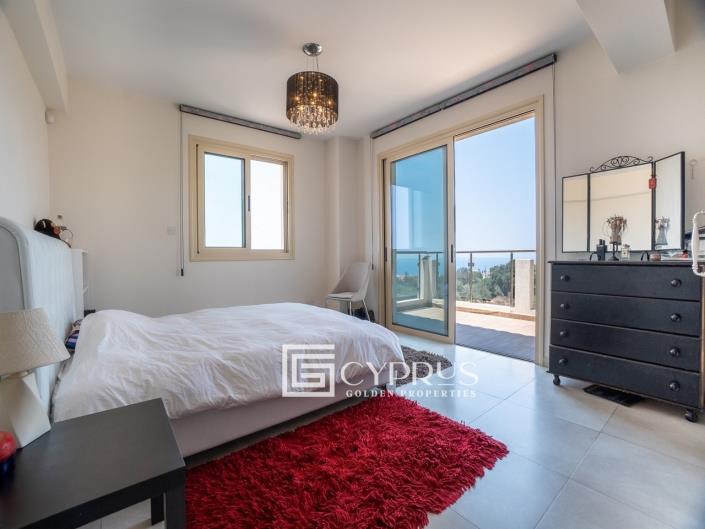 Image No.21-4 Bed Villa / Detached for sale