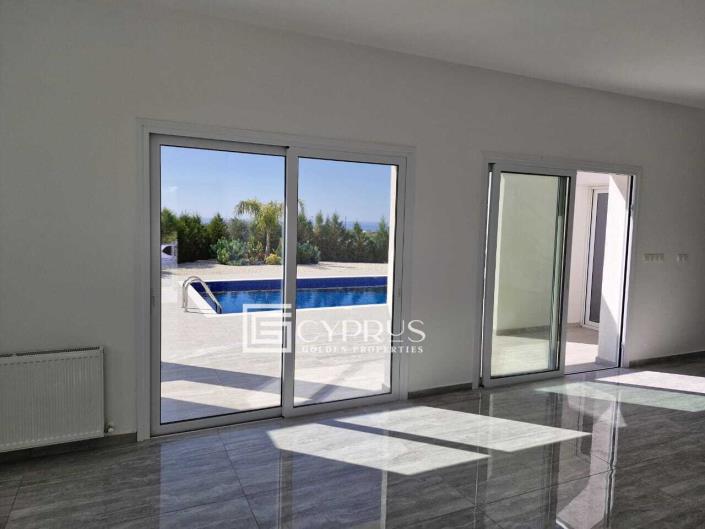 Image No.13-4 Bed Villa / Detached for sale