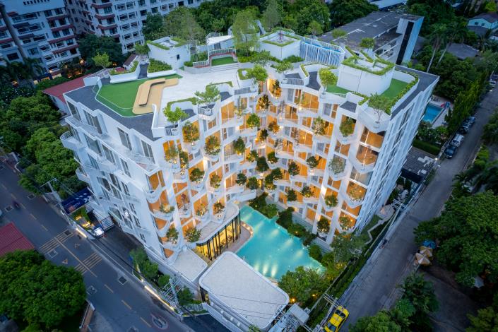 Image No.12-2 Bed Apartment for sale