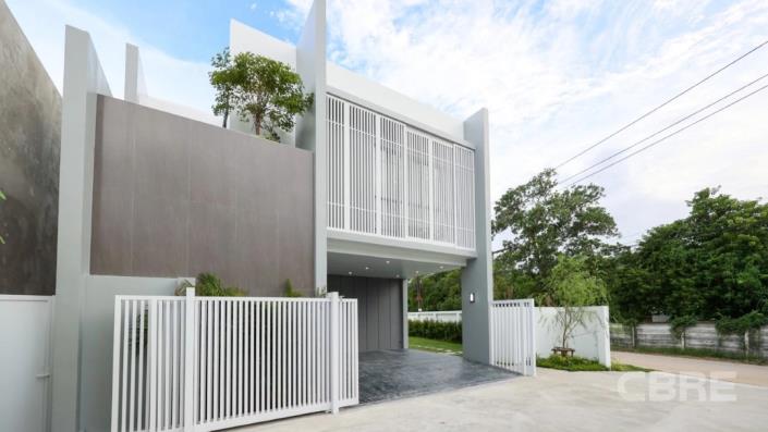 Image No.2-4 Bed Villa for sale