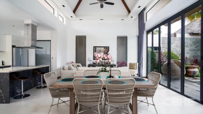 Image No.9-2 Bed Villa for sale