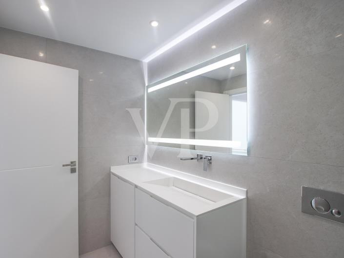 Image No.19-3 Bed Townhouse for sale