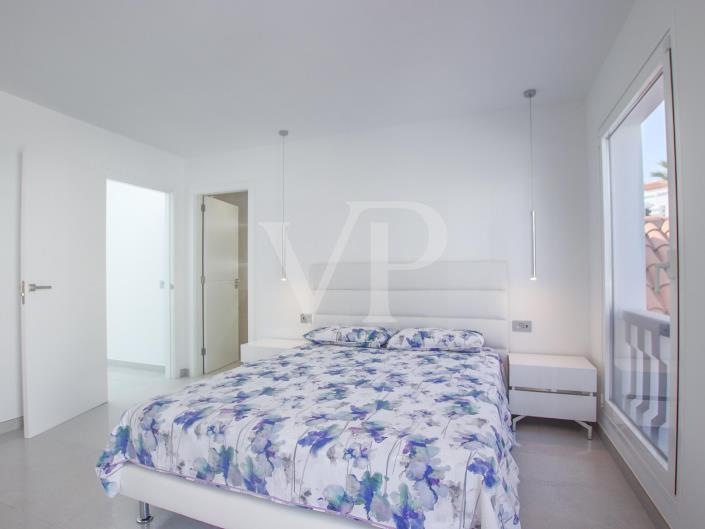 Image No.23-3 Bed Townhouse for sale