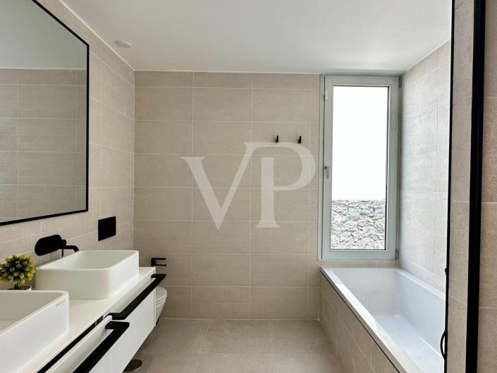 Image No.15-3 Bed Villa for sale