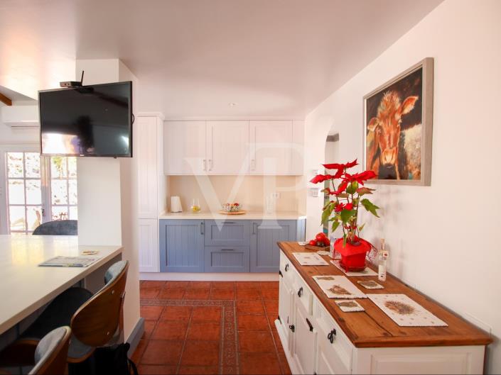 Image No.11-5 Bed Chalet for sale