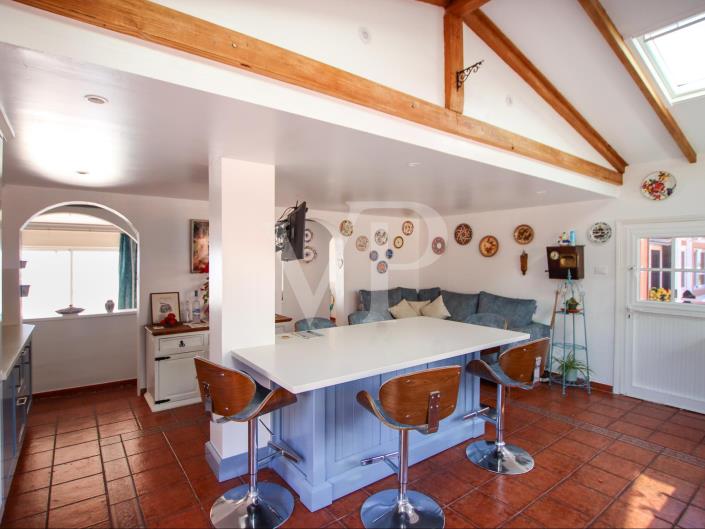 Image No.12-5 Bed Chalet for sale