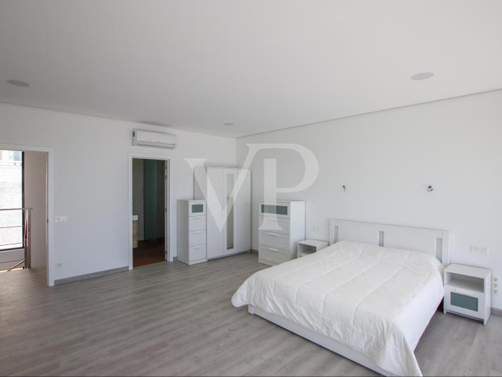 Image No.22-4 Bed Villa for sale