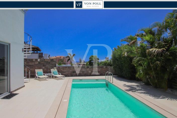 Image No.1-5 Bed Villa for sale