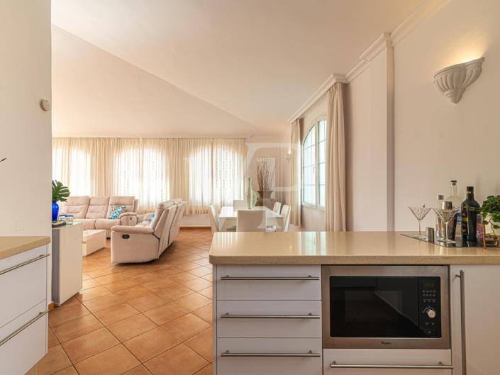 Image No.17-4 Bed Villa for sale