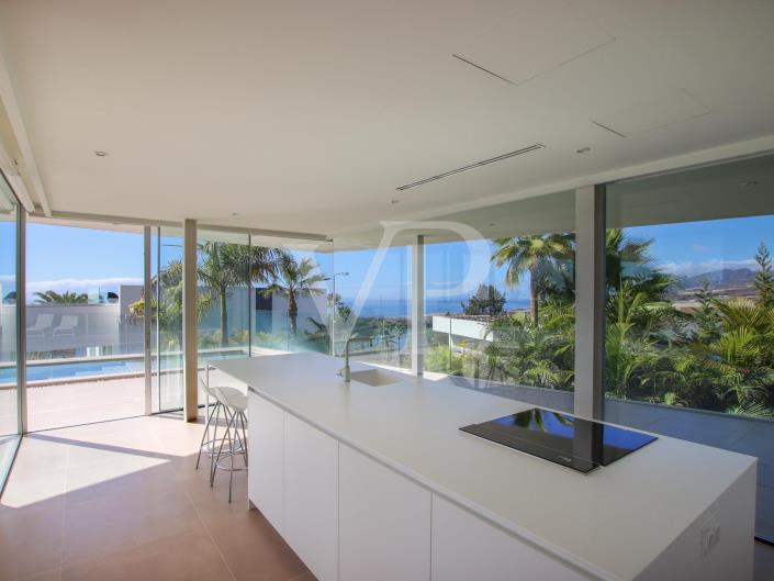 Image No.9-5 Bed Villa for sale