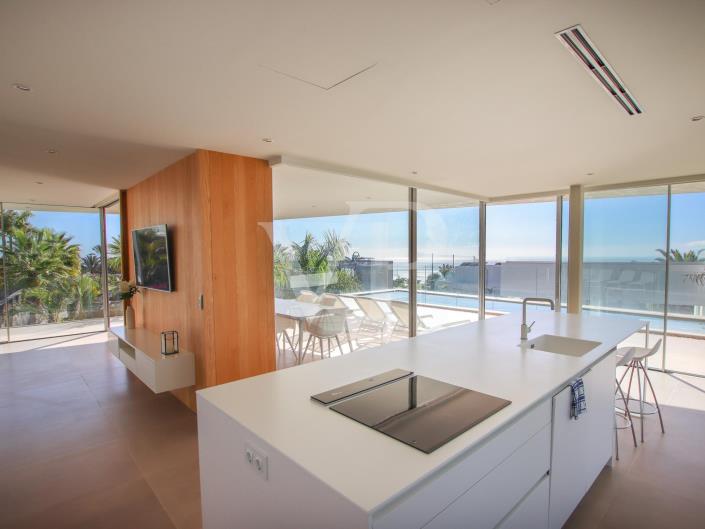 Image No.10-5 Bed Villa for sale