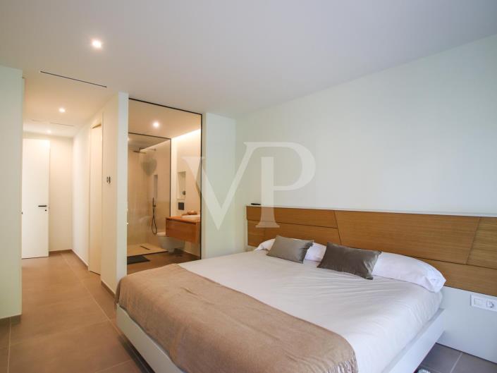 Image No.38-5 Bed Villa for sale