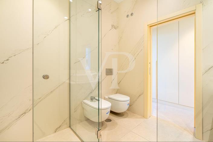 Image No.53-4 Bed Villa for sale