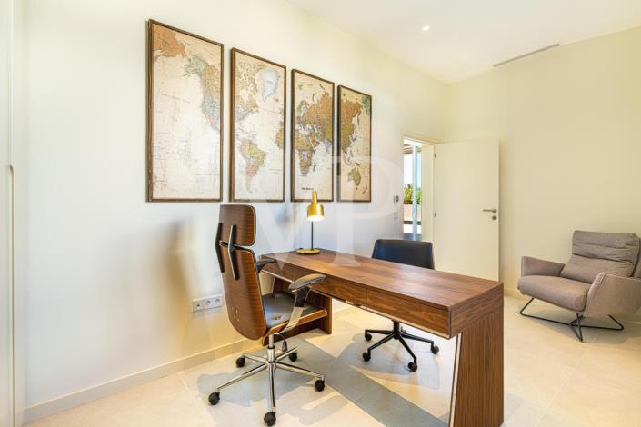 Image No.25-4 Bed Villa for sale