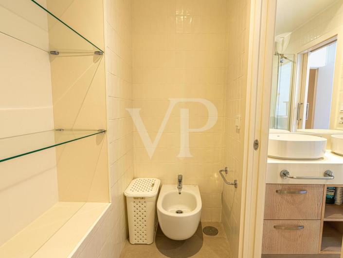 Image No.32-5 Bed Villa for sale