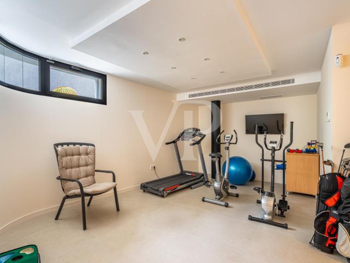 Image No.45-5 Bed Villa for sale