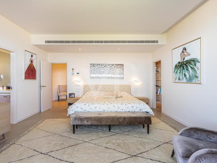 Image No.56-5 Bed Villa for sale