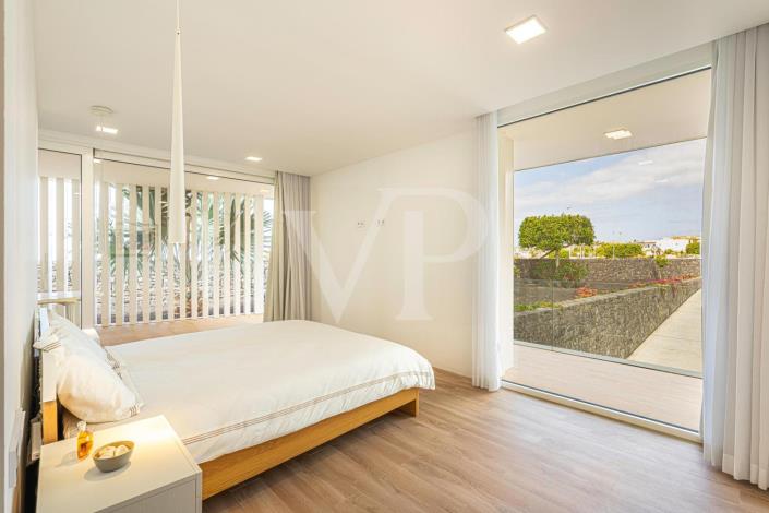 Image No.48-5 Bed Villa for sale