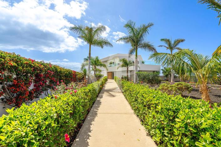 Image No.61-5 Bed Villa for sale