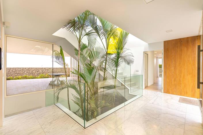 Image No.17-5 Bed Villa for sale