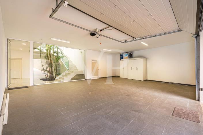 Image No.60-5 Bed Villa for sale