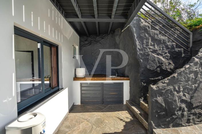 Image No.20-2 Bed Country House for sale