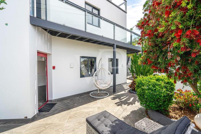 Image No.24-2 Bed Country House for sale