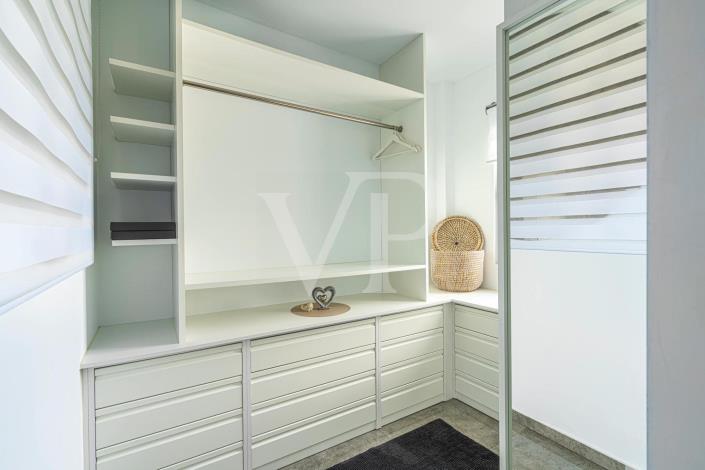 Image No.35-2 Bed Country House for sale