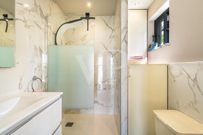 Image No.38-2 Bed Country House for sale