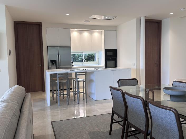 Image No.9-4 Bed Villa for sale