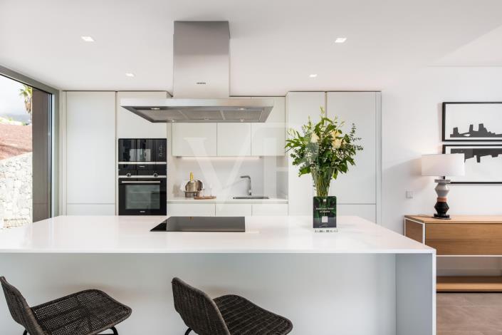 Image No.3-3 Bed Penthouse for sale