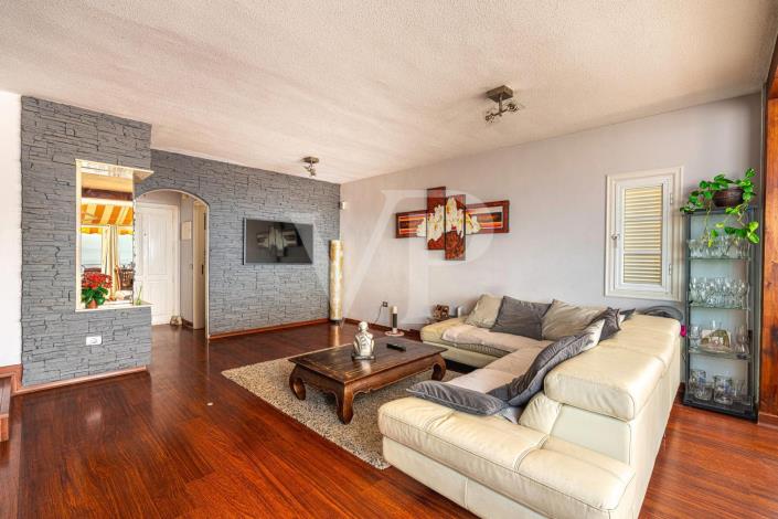 Image No.13-3 Bed Townhouse for sale