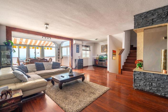 Image No.16-3 Bed Townhouse for sale