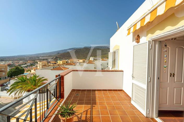 Image No.30-3 Bed Townhouse for sale