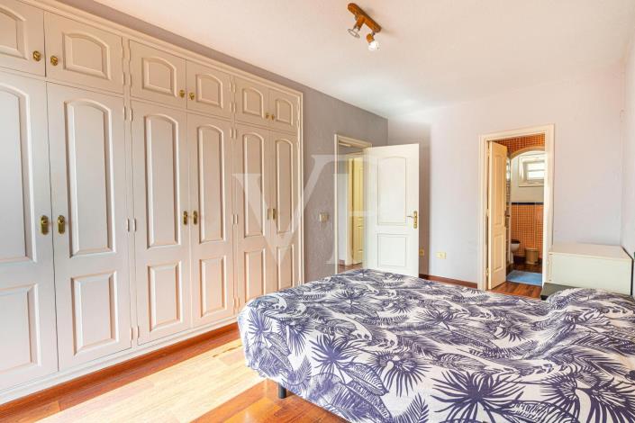 Image No.33-3 Bed Townhouse for sale