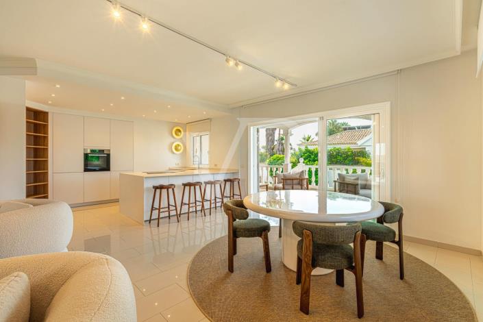 Image No.20-5 Bed Villa for sale