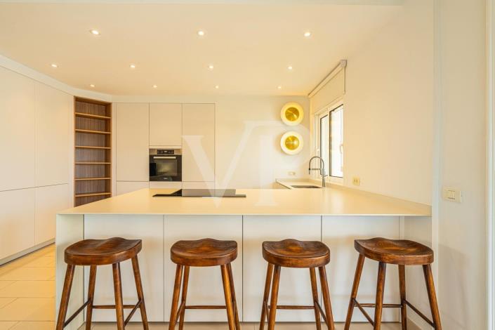 Image No.25-5 Bed Villa for sale